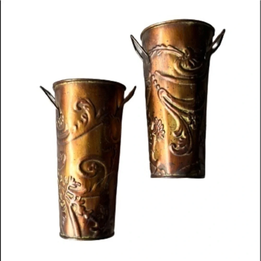 Elegant Expressions small scroll embossed round iron vase set